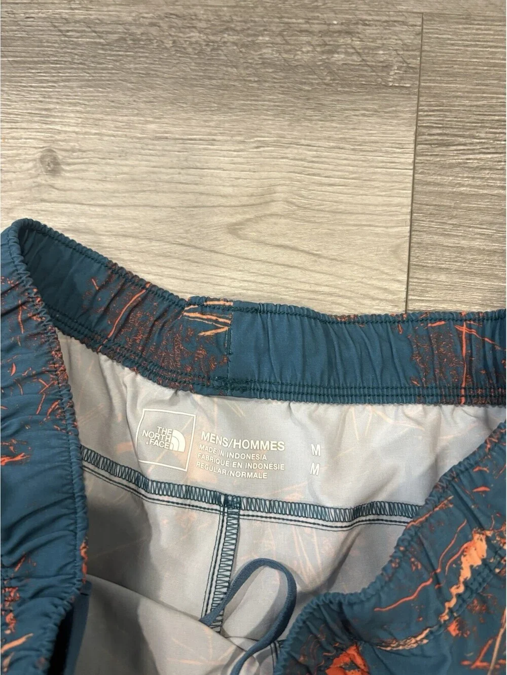The North Face Shorts Mens Run Swim Drawstring Blue Orange Medium